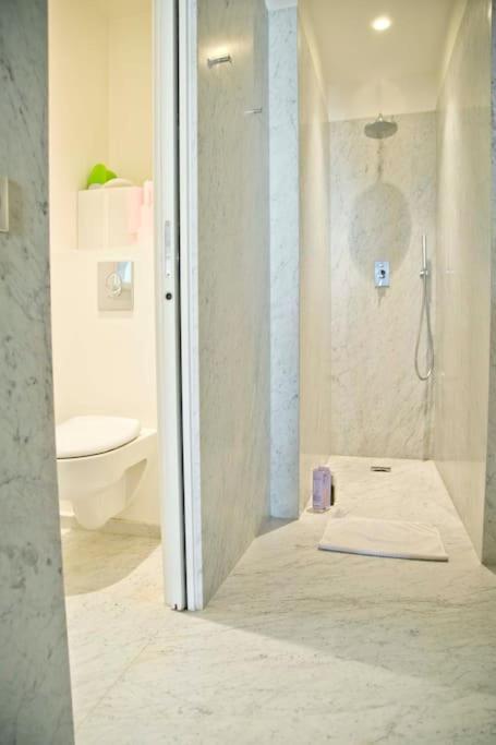 Luxury Bonne Nouvelle *